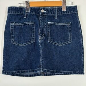 Guess Vintage 90s Lightweight Cotton Dark Blue Denim Skirt with Gold Hardware 28